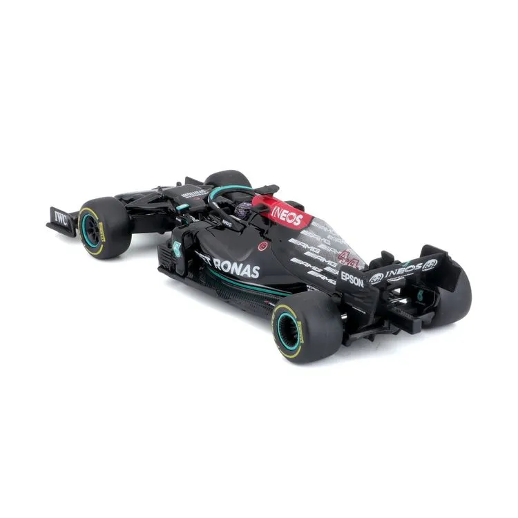 BURAGO Mercedes AMG F1 Avec Casque Hamilton 1/43 Racing 5 BURAGO Mercedes AMG F1 Avec Casque Hamilton 1/43 Racing – Image 3